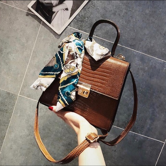 Leather bag - Picture 2 of 4